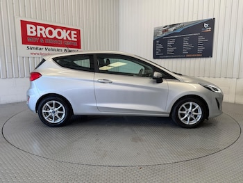 Used Ford Fiesta 2018 for sale - 79061406: Photo