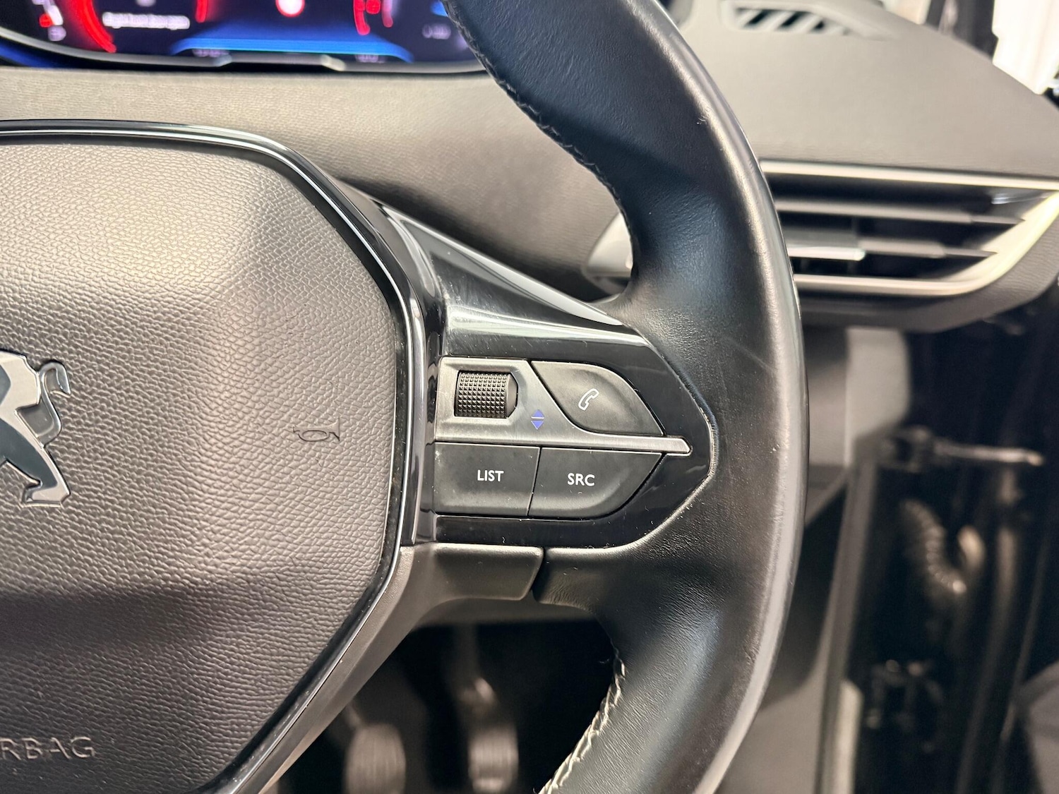 Used Peugeot 5008 2021 for sale - 76952609: Photo 26