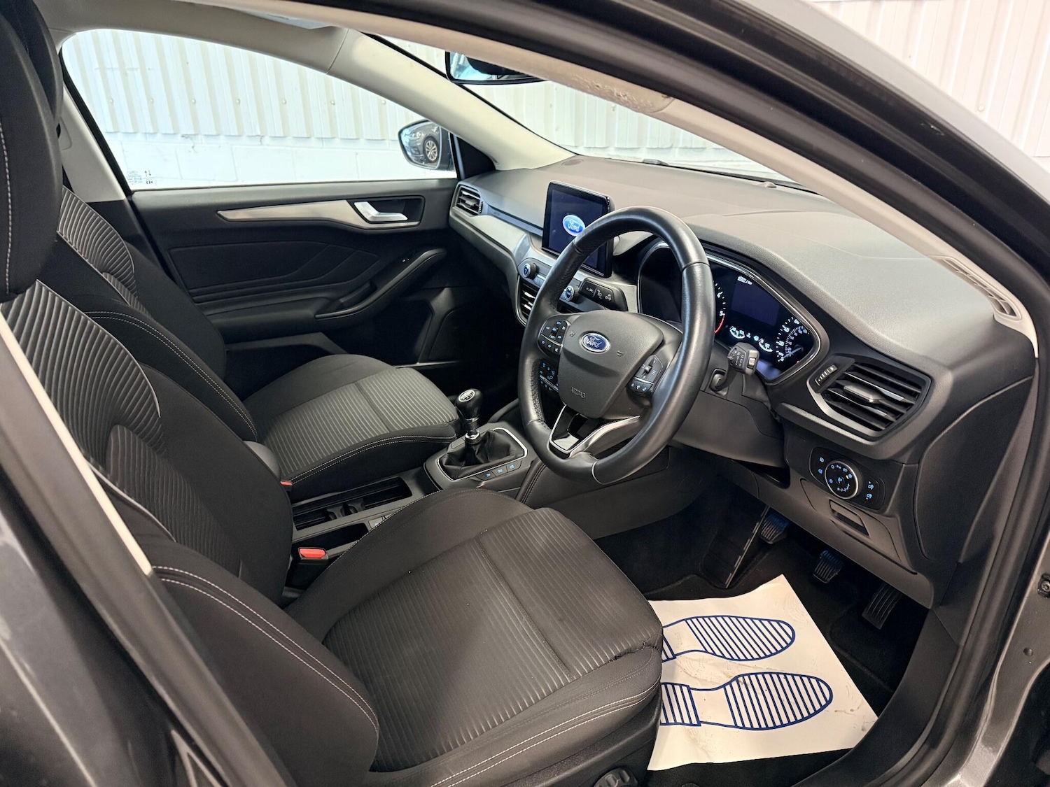 Used Ford Focus 2020 for sale - 76898527: Photo 16