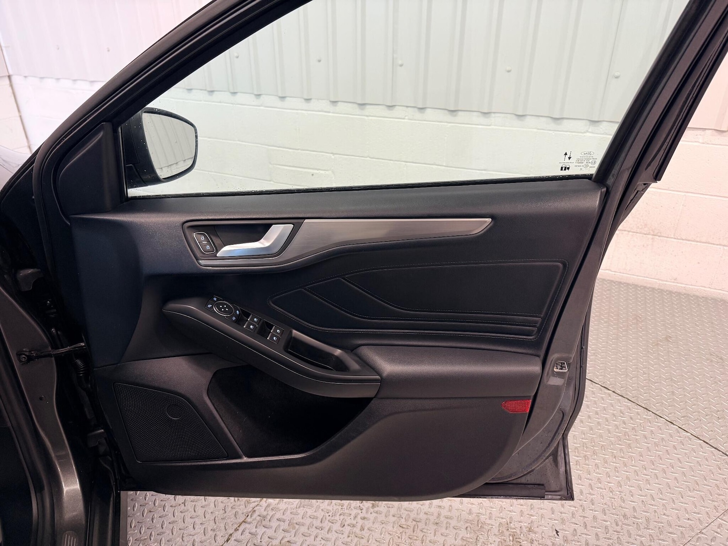 Used Ford Focus 2020 for sale - 76898527: Photo 18