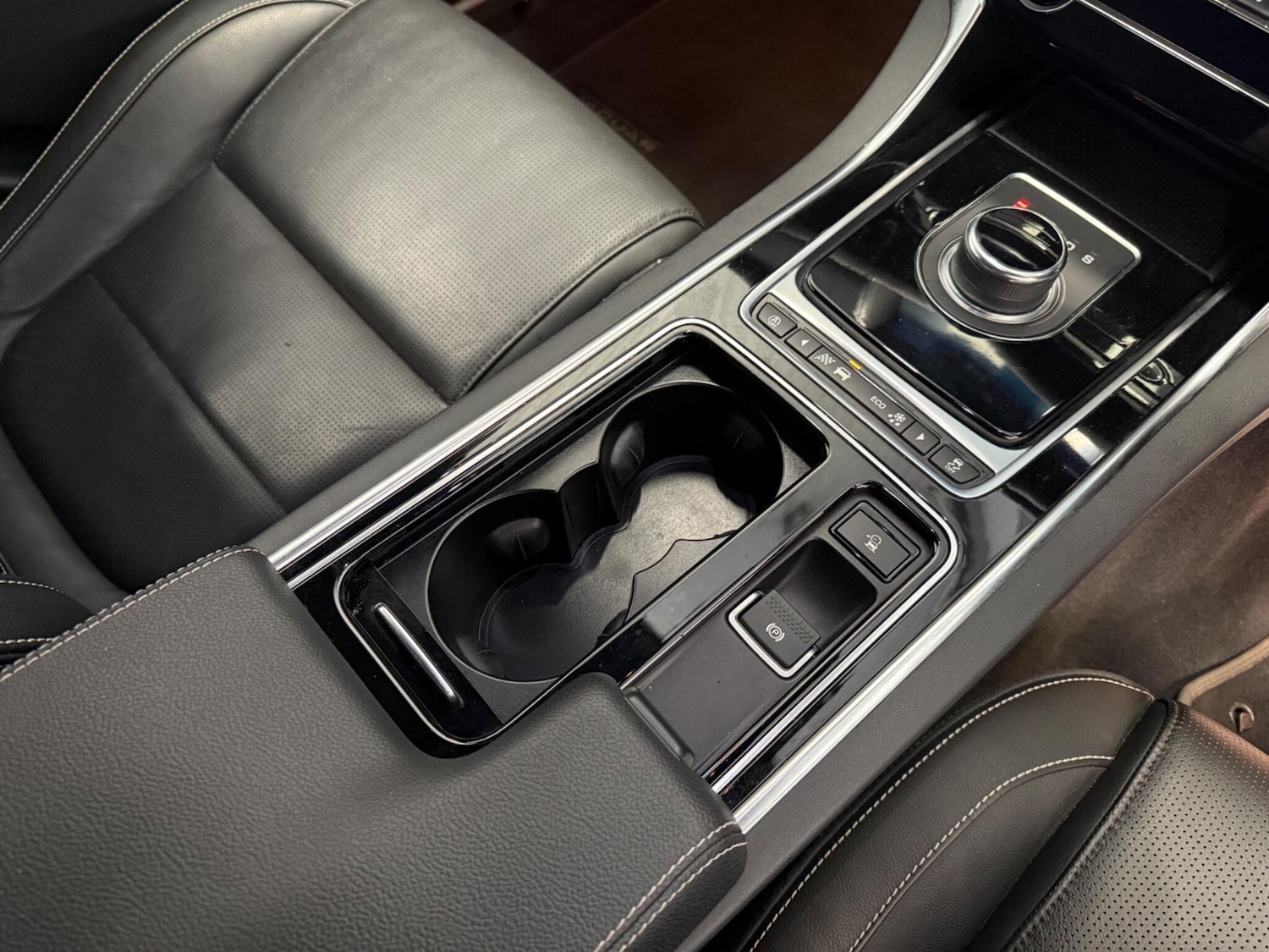 Used Jaguar XF 2019 for sale - 76137500: Photo 24