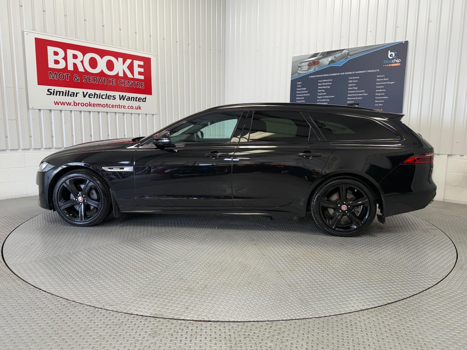 Used Jaguar XF 2019 for sale - 76137500: Photo 8