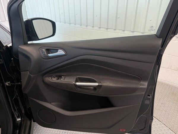Used Ford C-Max 2017 for sale - 75531453: Photo 16