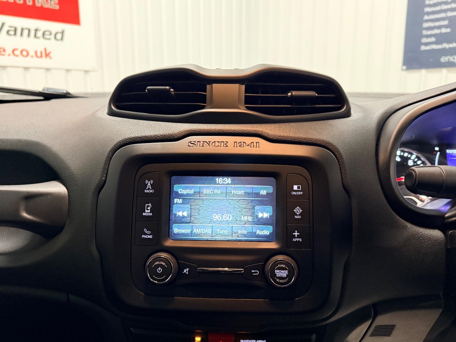 Used Jeep Renegade 2017 for sale - 76913605: Photo 24