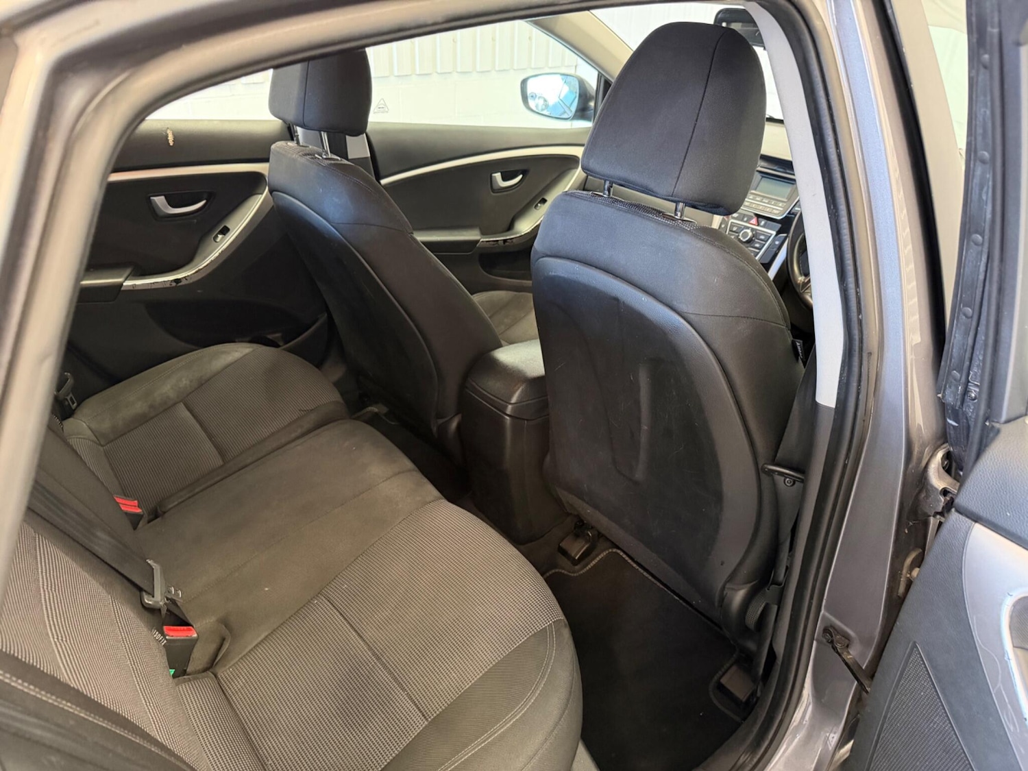 Used Hyundai i30 2015 for sale - 77957297: Photo 13