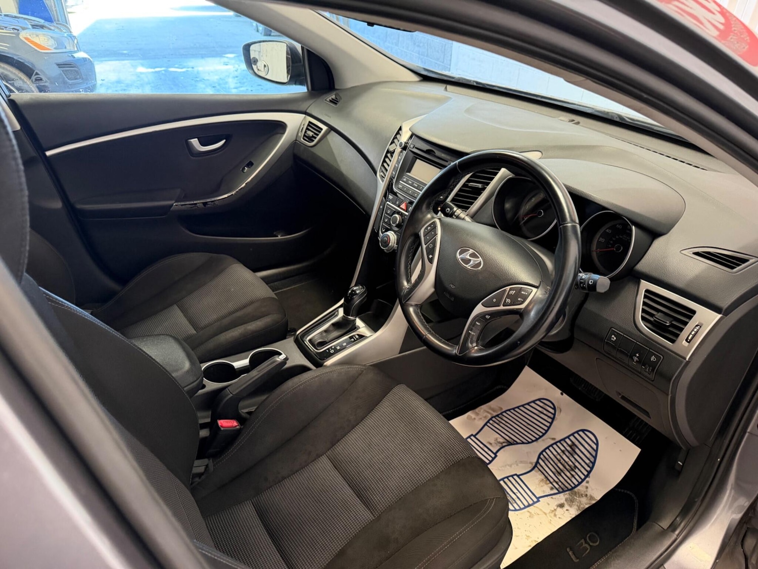 Used Hyundai i30 2015 for sale - 77957297: Photo 17