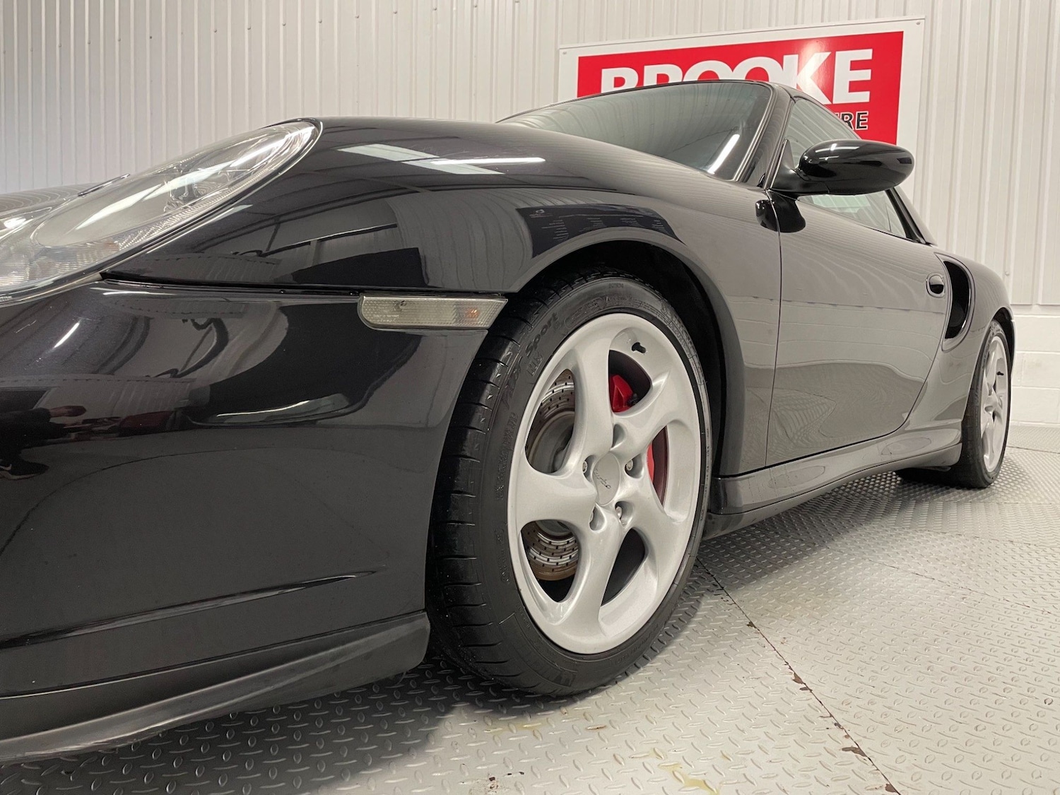 Used Porsche 911 2004 for sale - 77838943: Photo 37