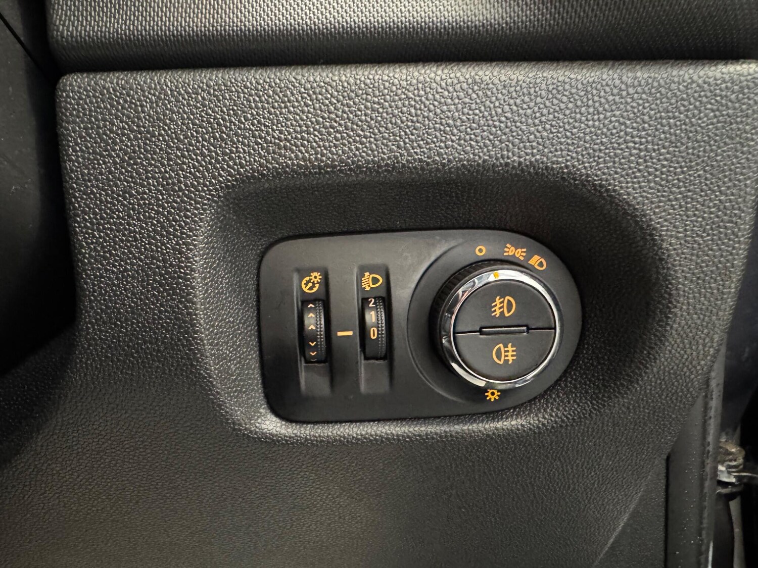 Used Vauxhall Corsa for sale - 78156923: Photo 25