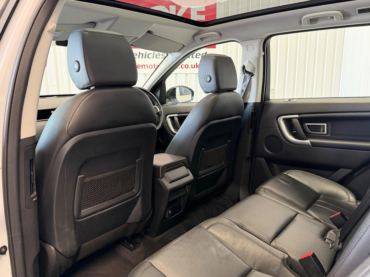 Used Land Rover Discovery Sport 2017 for sale - 76032309: Photo 13