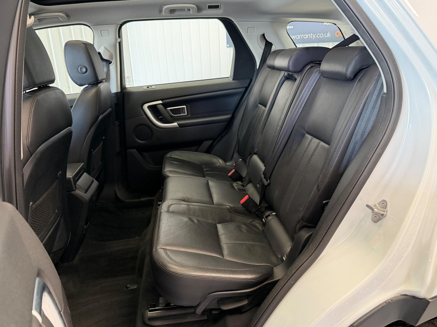 Used Land Rover Discovery Sport 2017 for sale - 76032309: Photo 18