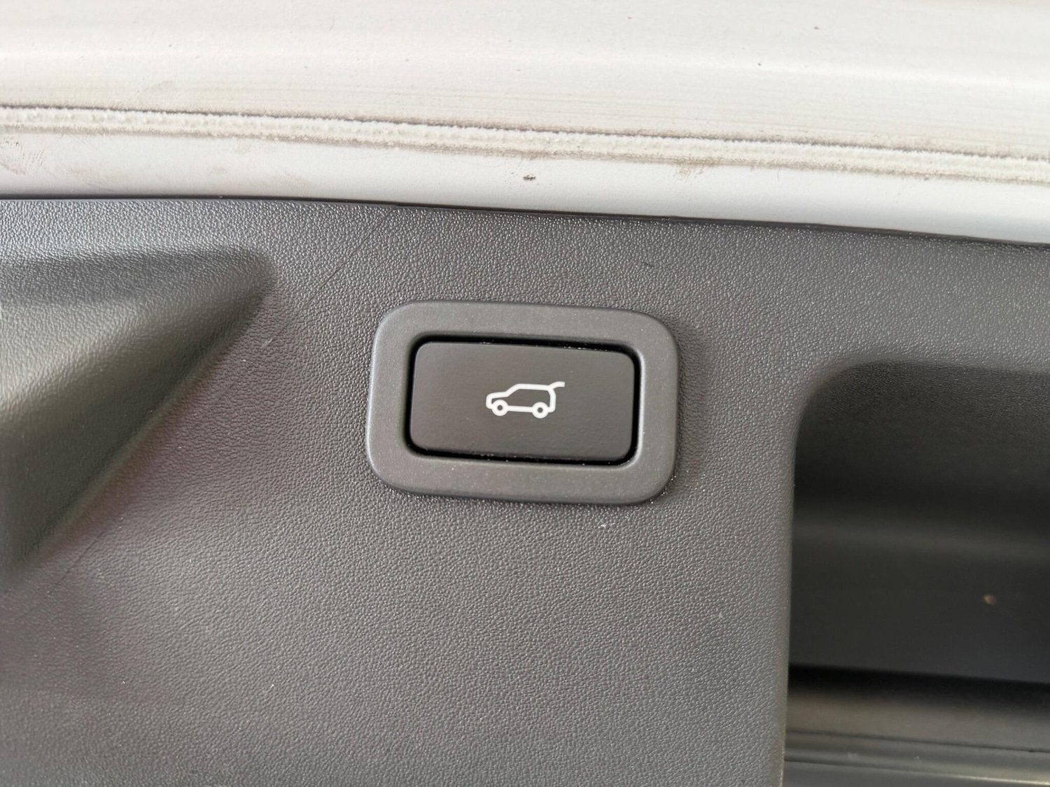 Used Land Rover Discovery Sport 2017 for sale - 76032309: Photo 20