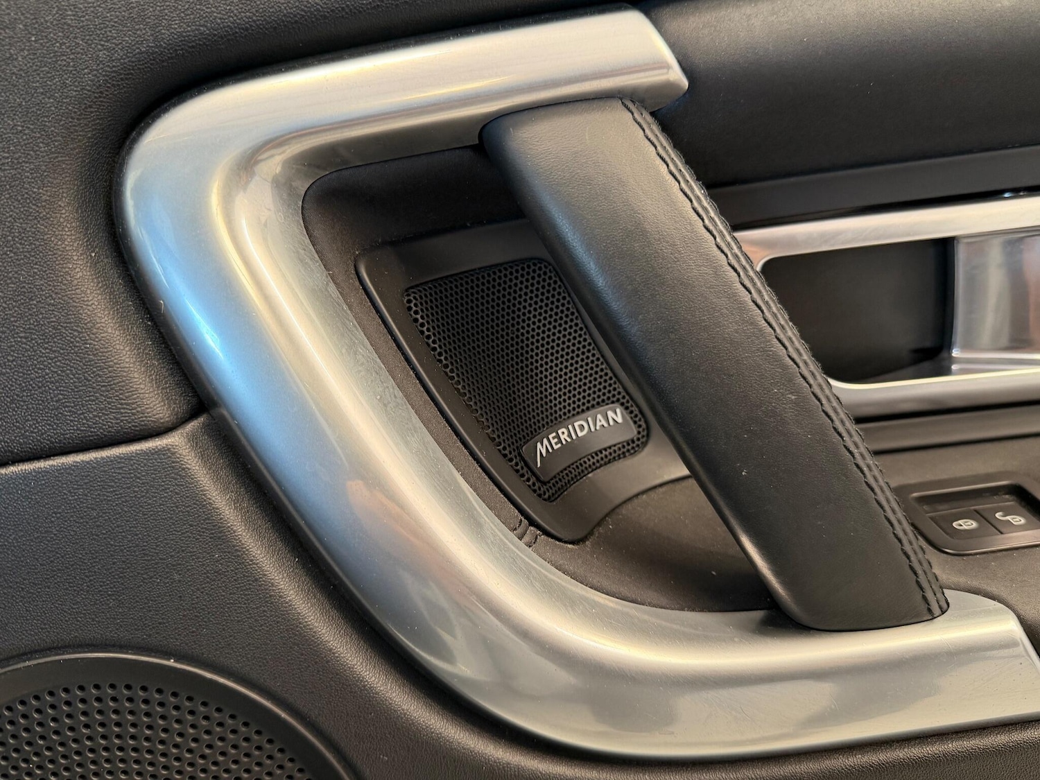 Used Land Rover Discovery Sport 2017 for sale - 76032309: Photo 22