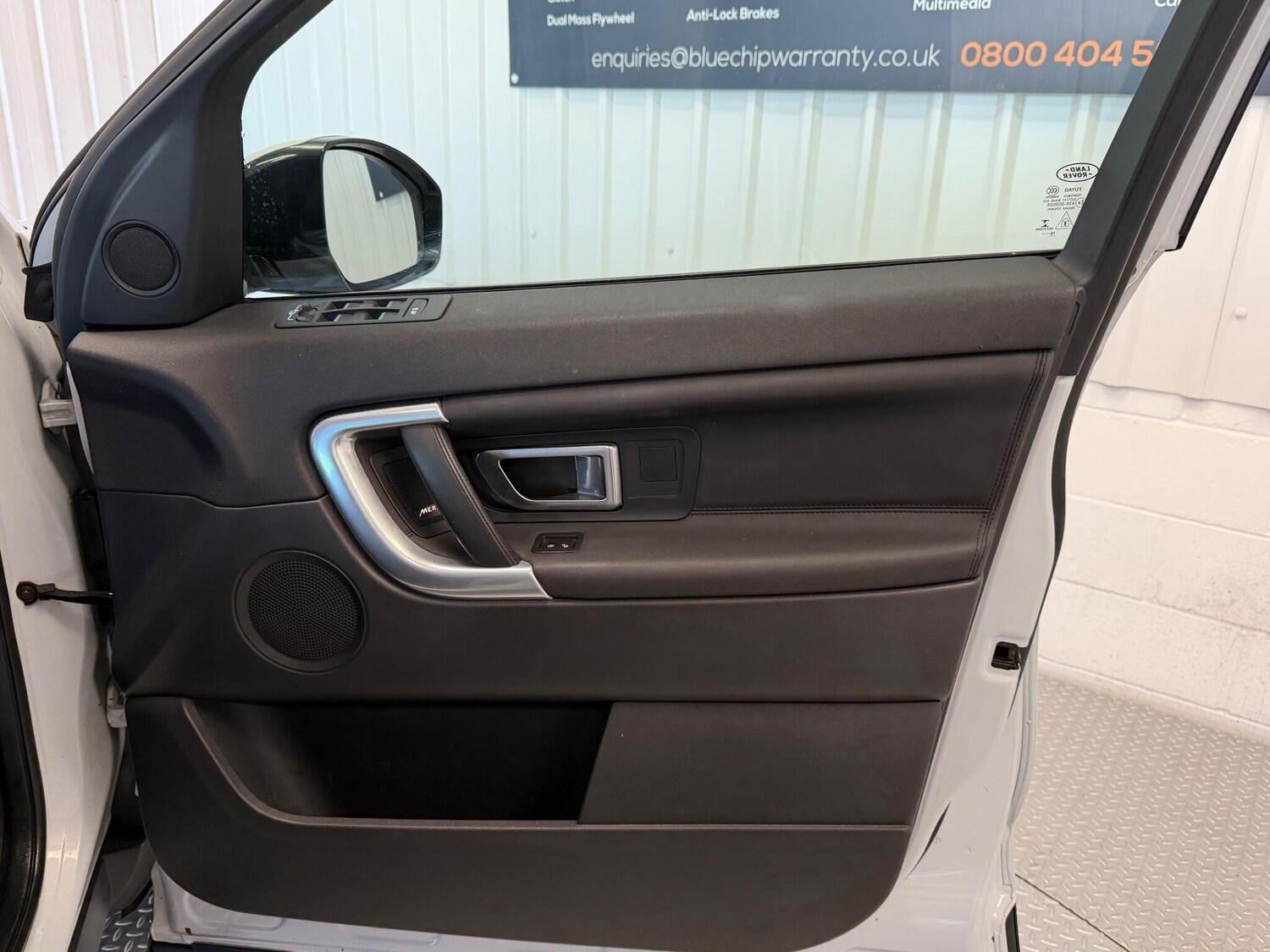 Used Land Rover Discovery Sport 2017 for sale - 76032309: Photo 24