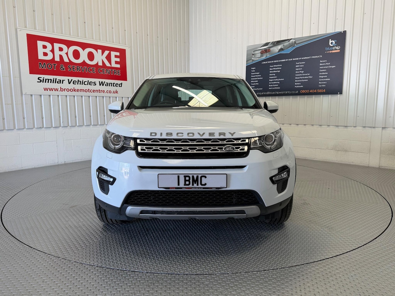 Used Land Rover Discovery Sport 2017 for sale - 76032309: Photo 5