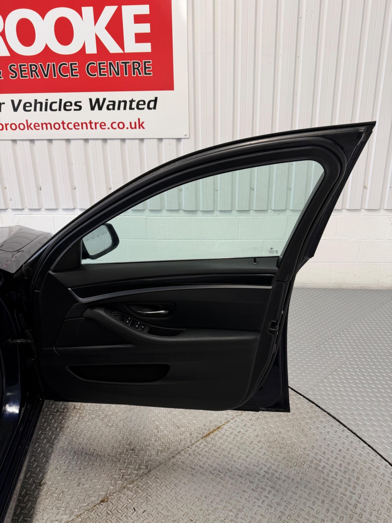 Used BMW 5 Series for sale - 77511071: Photo 16