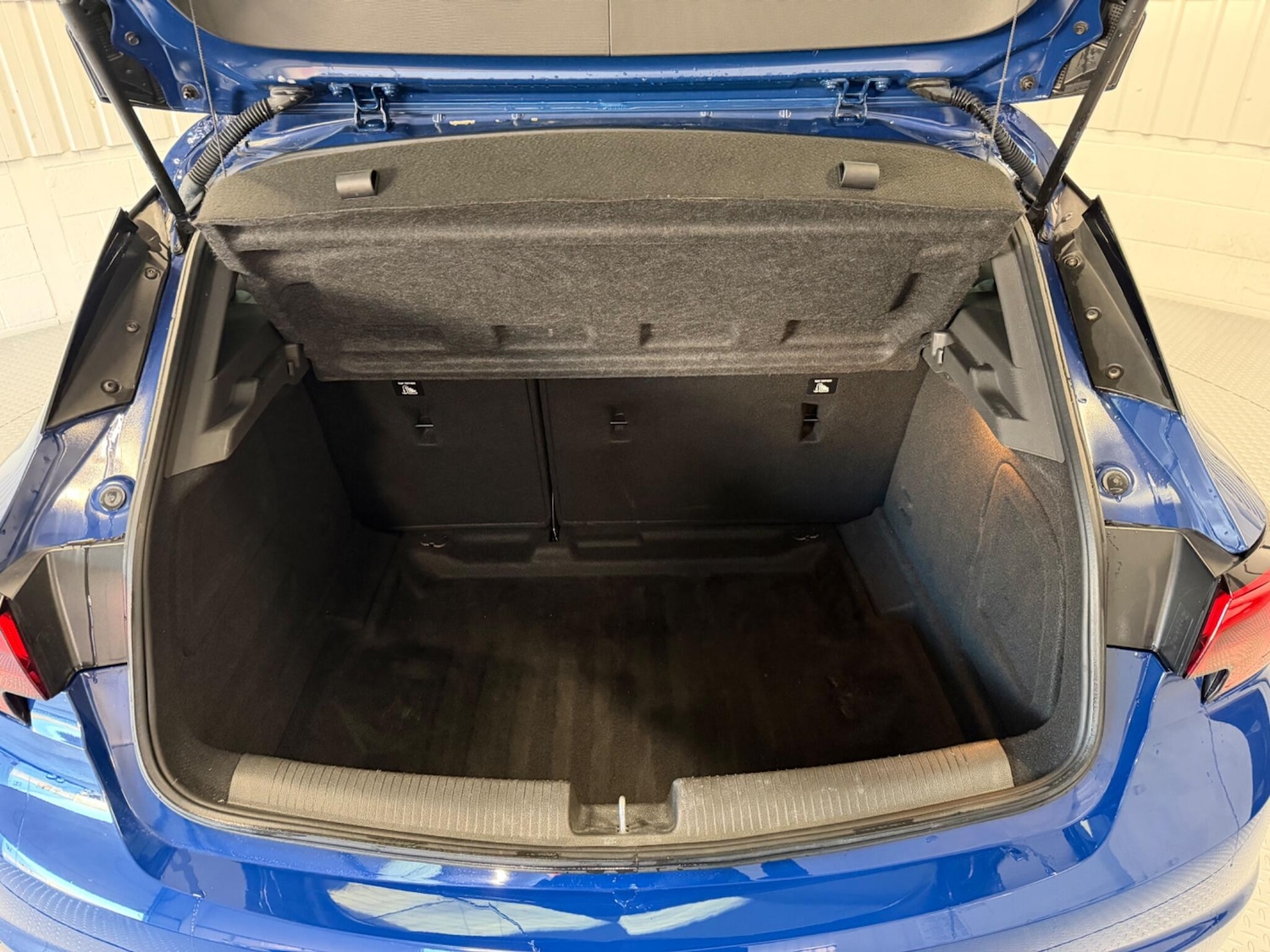 Used Vauxhall Astra 2018 for sale - 77724032: Photo 11