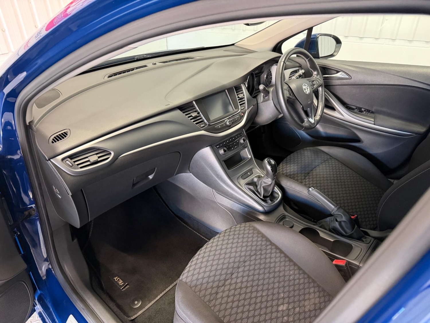 Used Vauxhall Astra 2018 for sale - 77724032: Photo 15