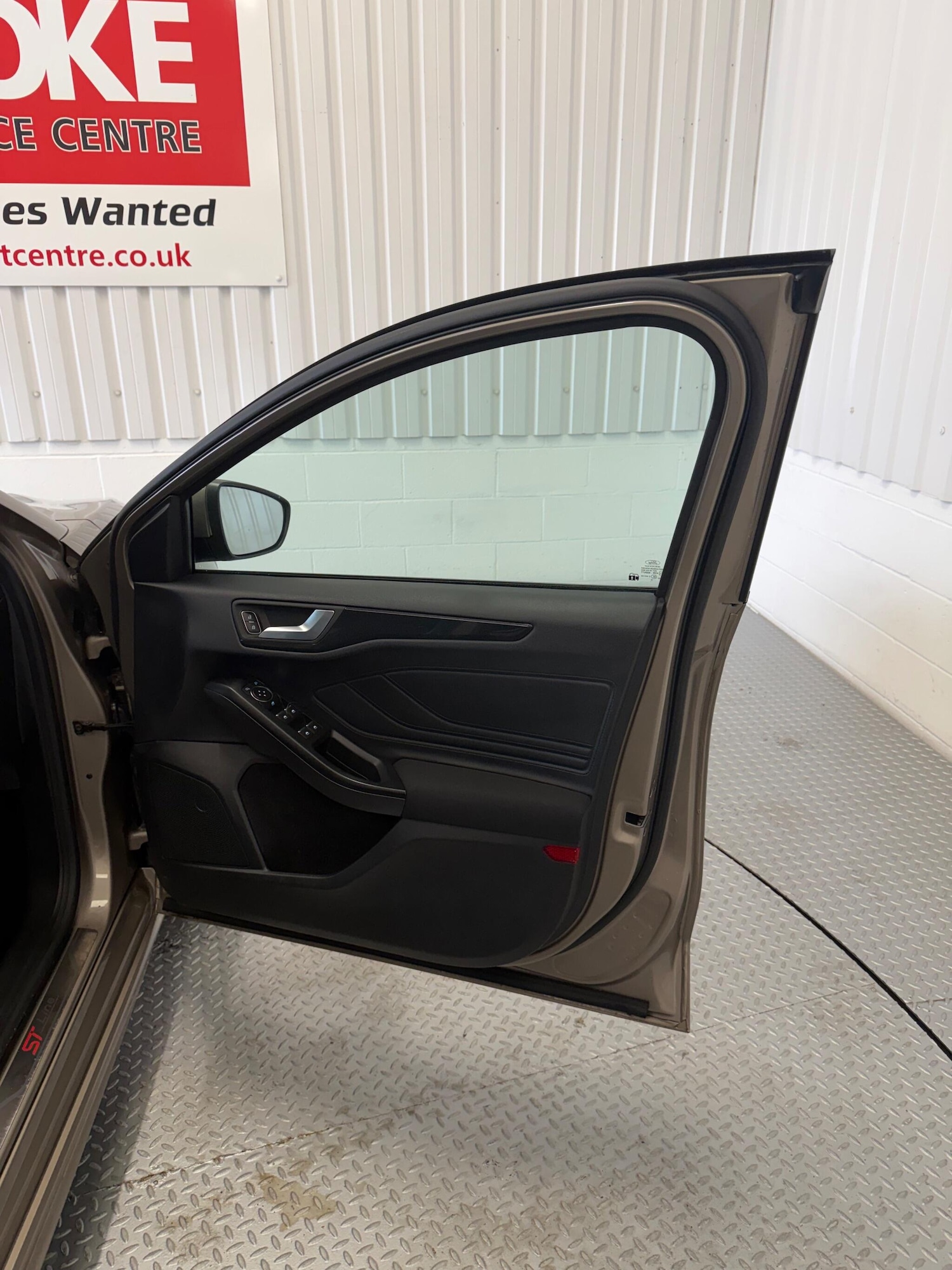 Used Ford Focus 2019 for sale - 76499596: Photo 16