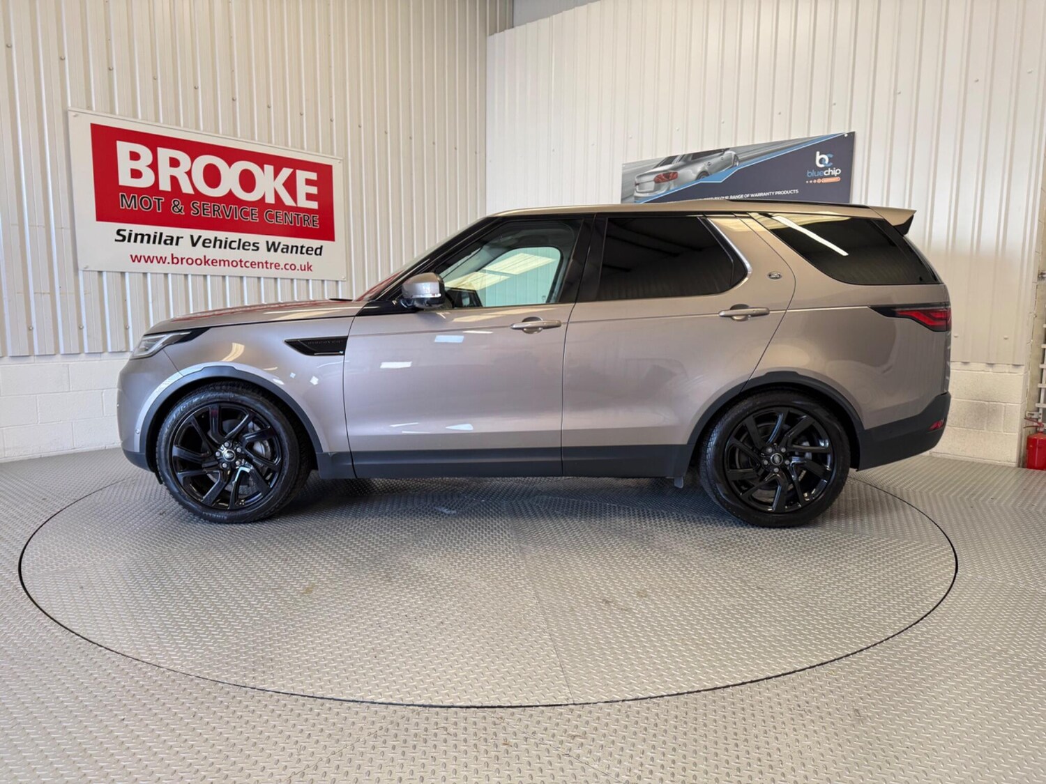 Used Land Rover Discovery 2022 for sale - 76060920: Photo 10