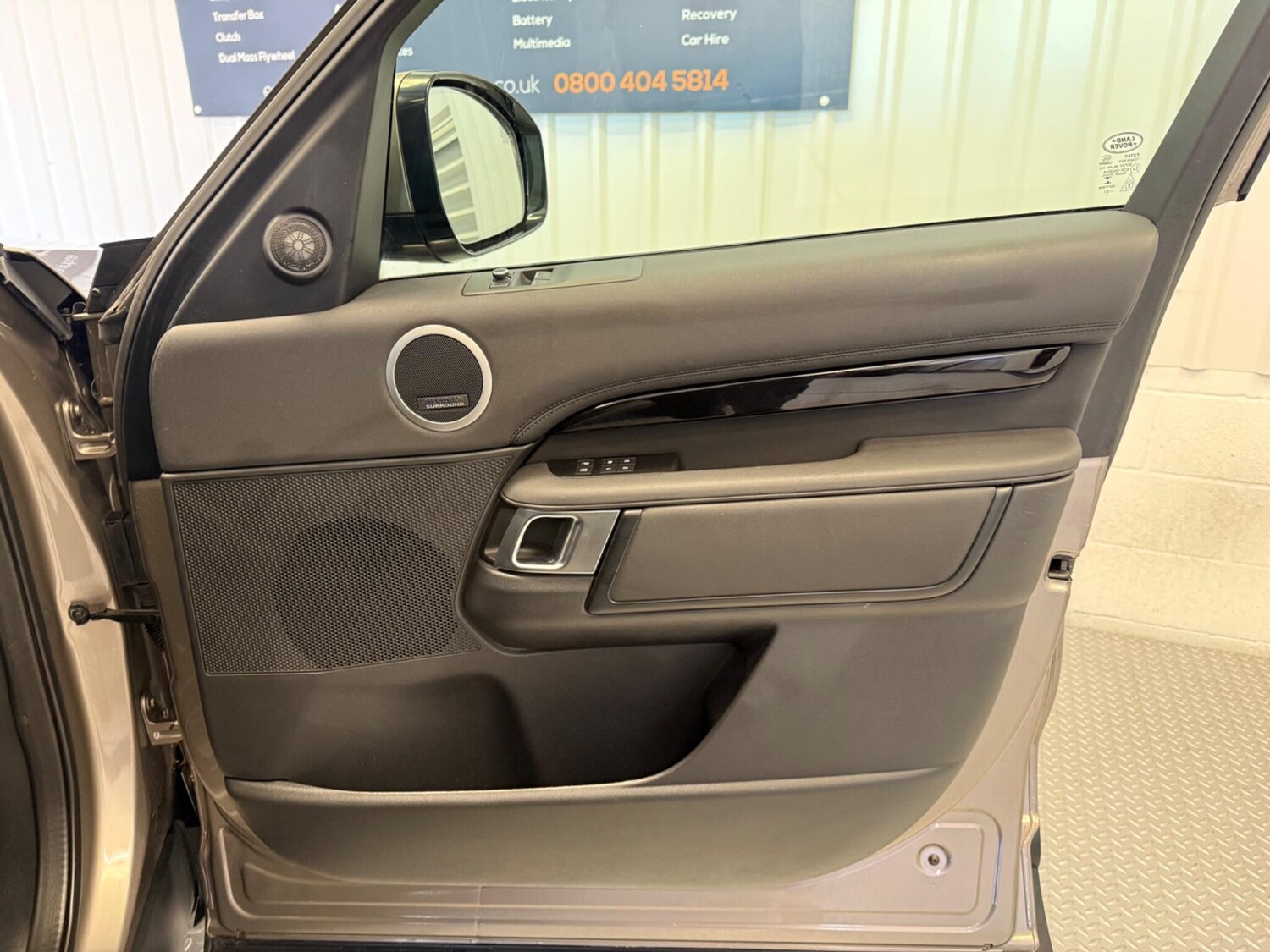 Used Land Rover Discovery 2022 for sale - 76060920: Photo 21