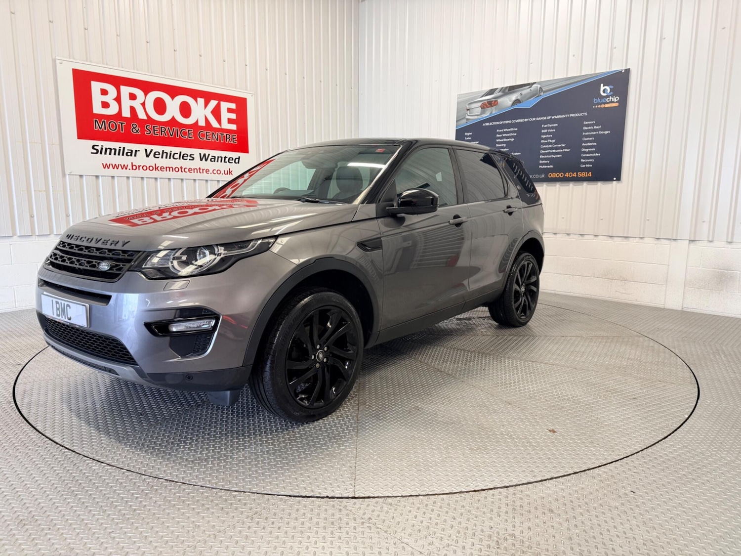 Used Land Rover Discovery Sport 2017 for sale - 77359303: Photo 3
