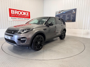 Used Land Rover Discovery Sport 2017 for sale - 77359303: Photo