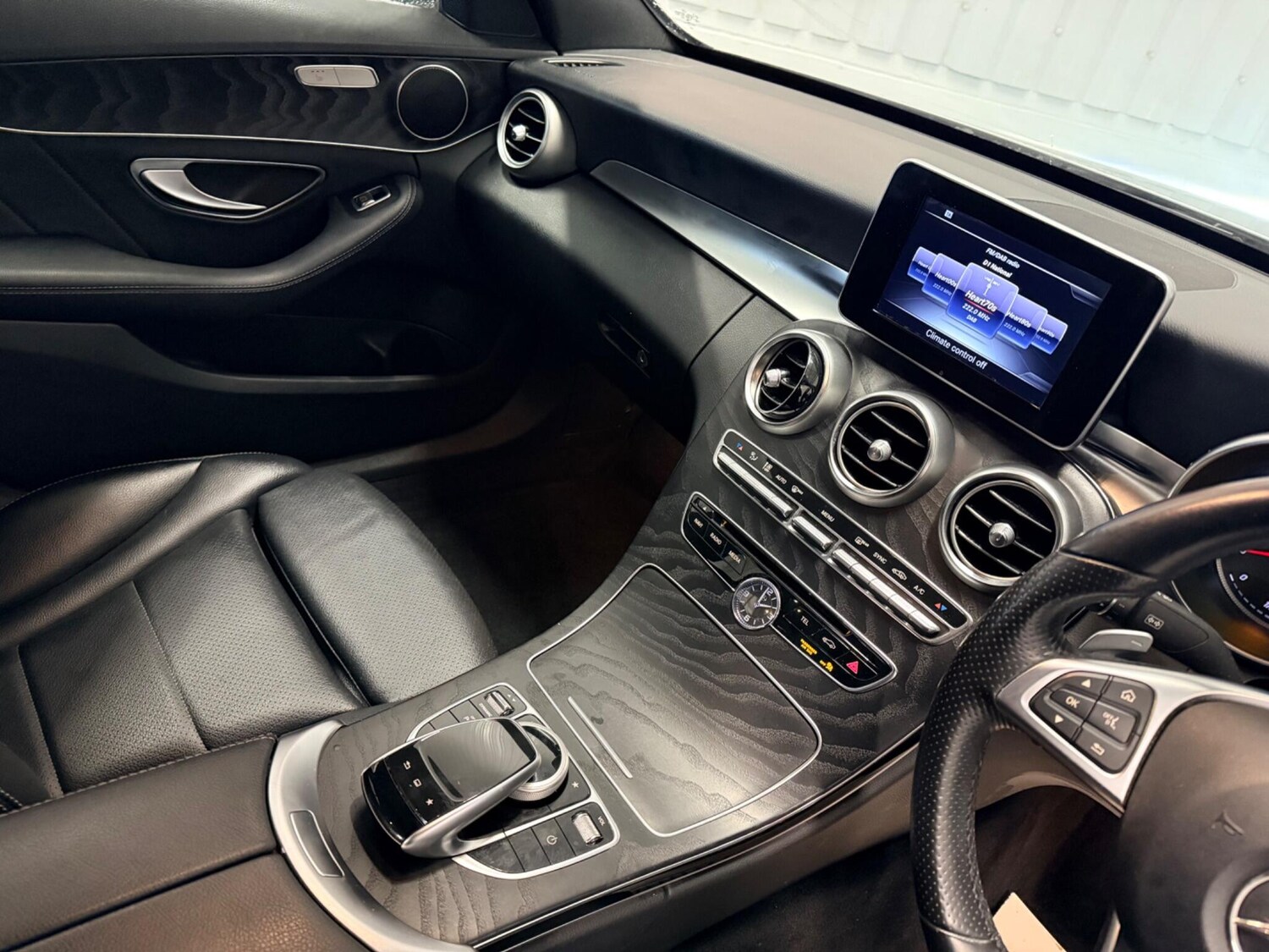 Used Mercedes-Benz C Class 2017 for sale - 77344071: Photo 19