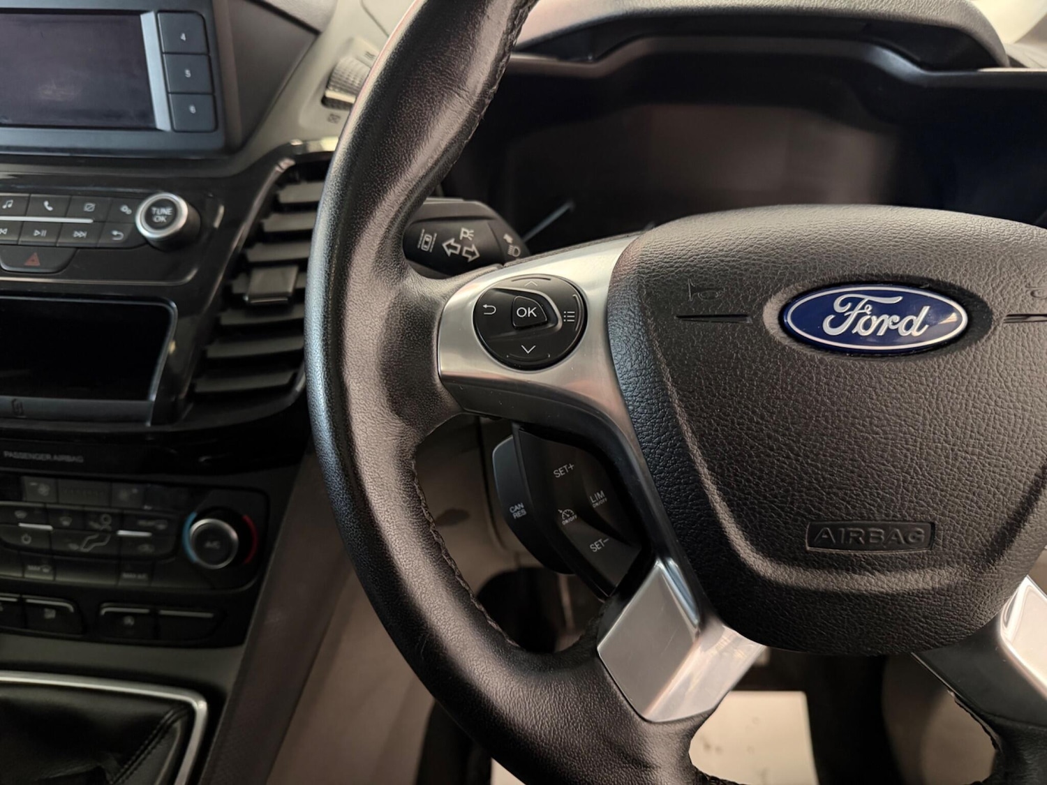 Used Ford Grand Tourneo Connect 2019 for sale - 78087196: Photo 19