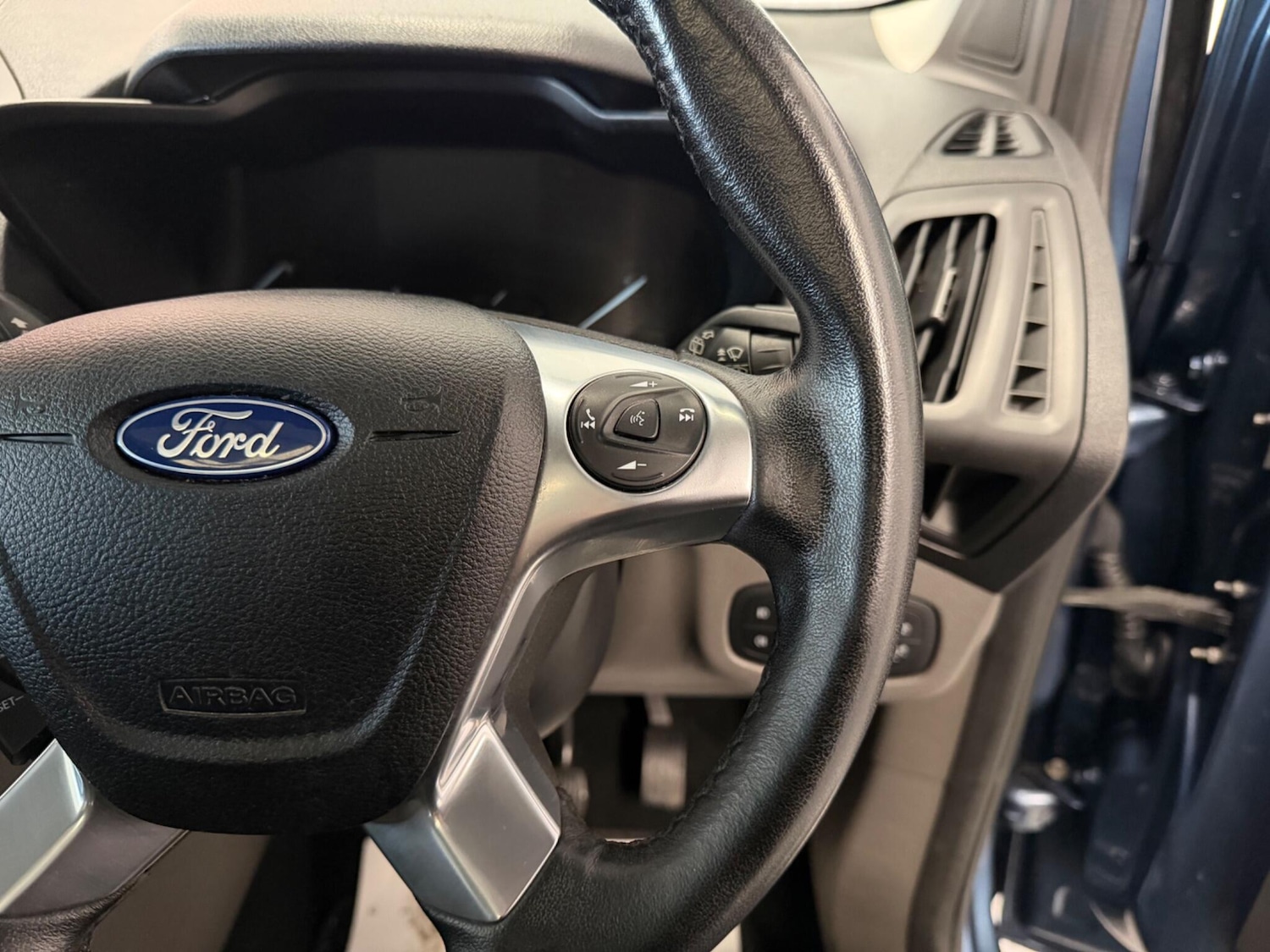 Used Ford Grand Tourneo Connect 2019 for sale - 78087196: Photo 20