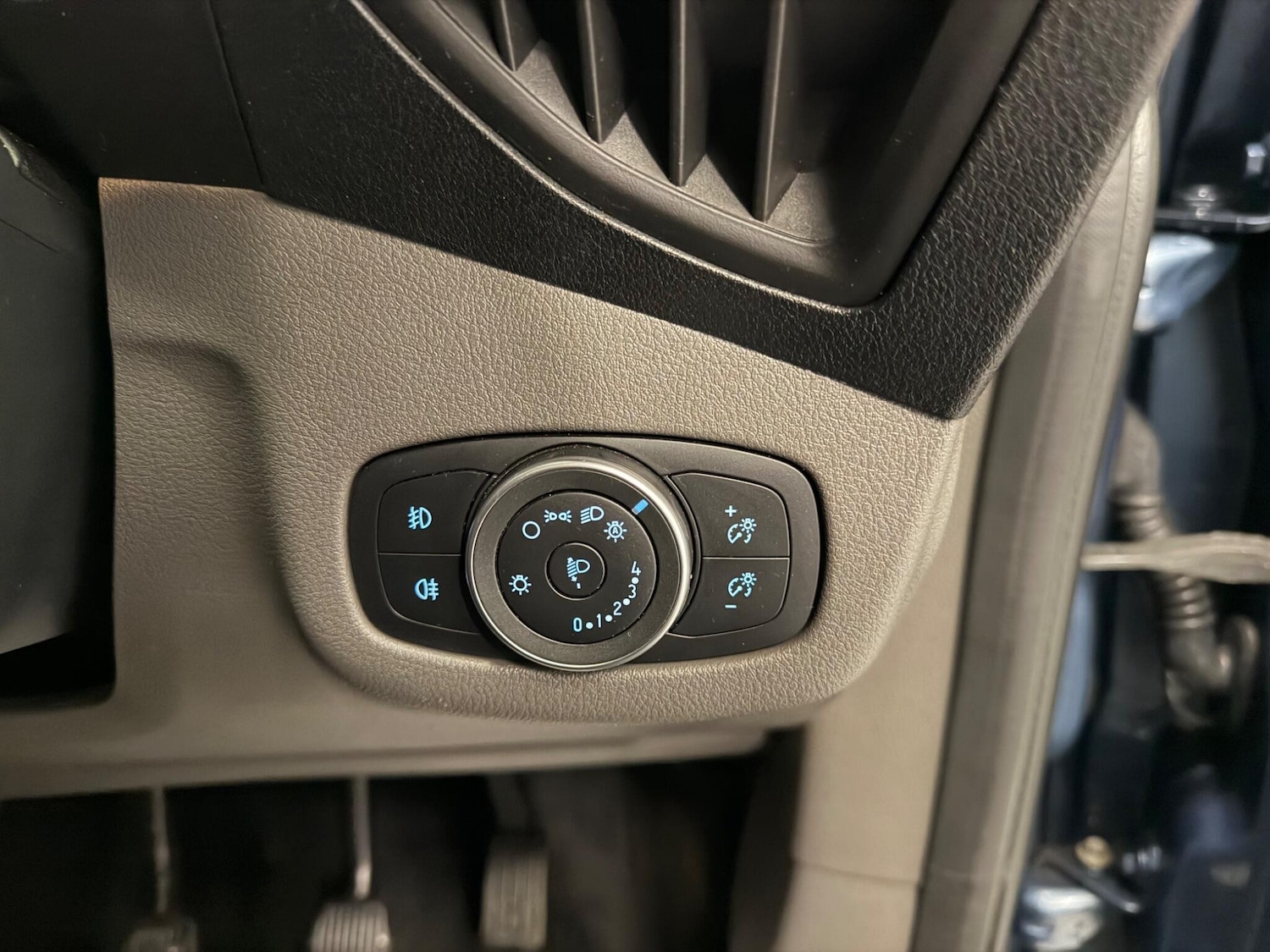 Used Ford Grand Tourneo Connect 2019 for sale - 78087196: Photo 22