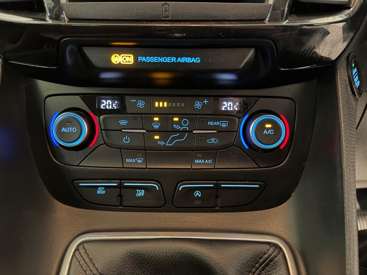 Used Ford Grand Tourneo Connect 2019 for sale - 78087196: Photo 26