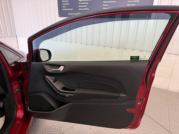 Used Ford Fiesta 2019 for sale - 74908671: Photo 14