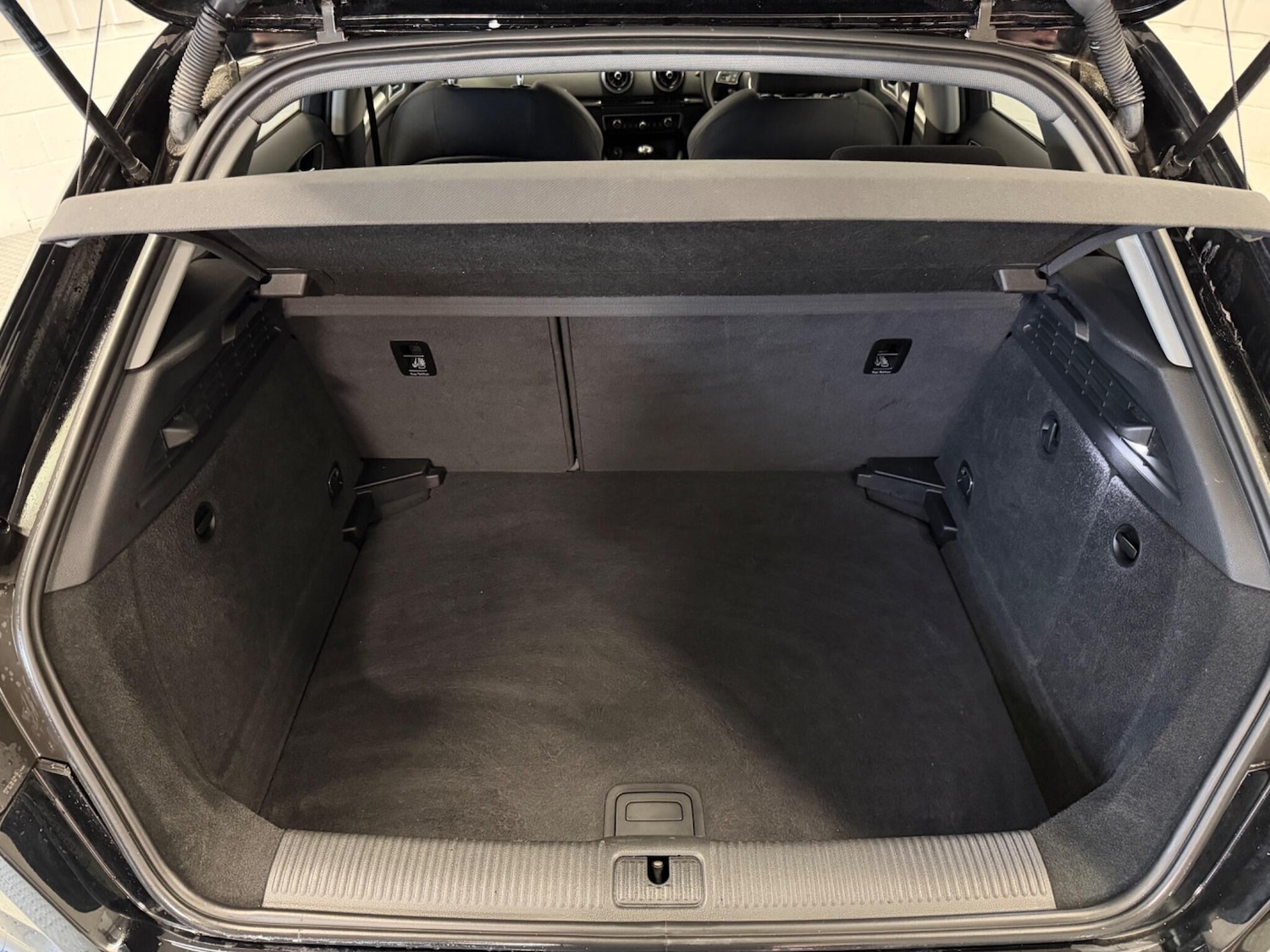 Used Audi A3 2016 for sale - 77330771: Photo 11