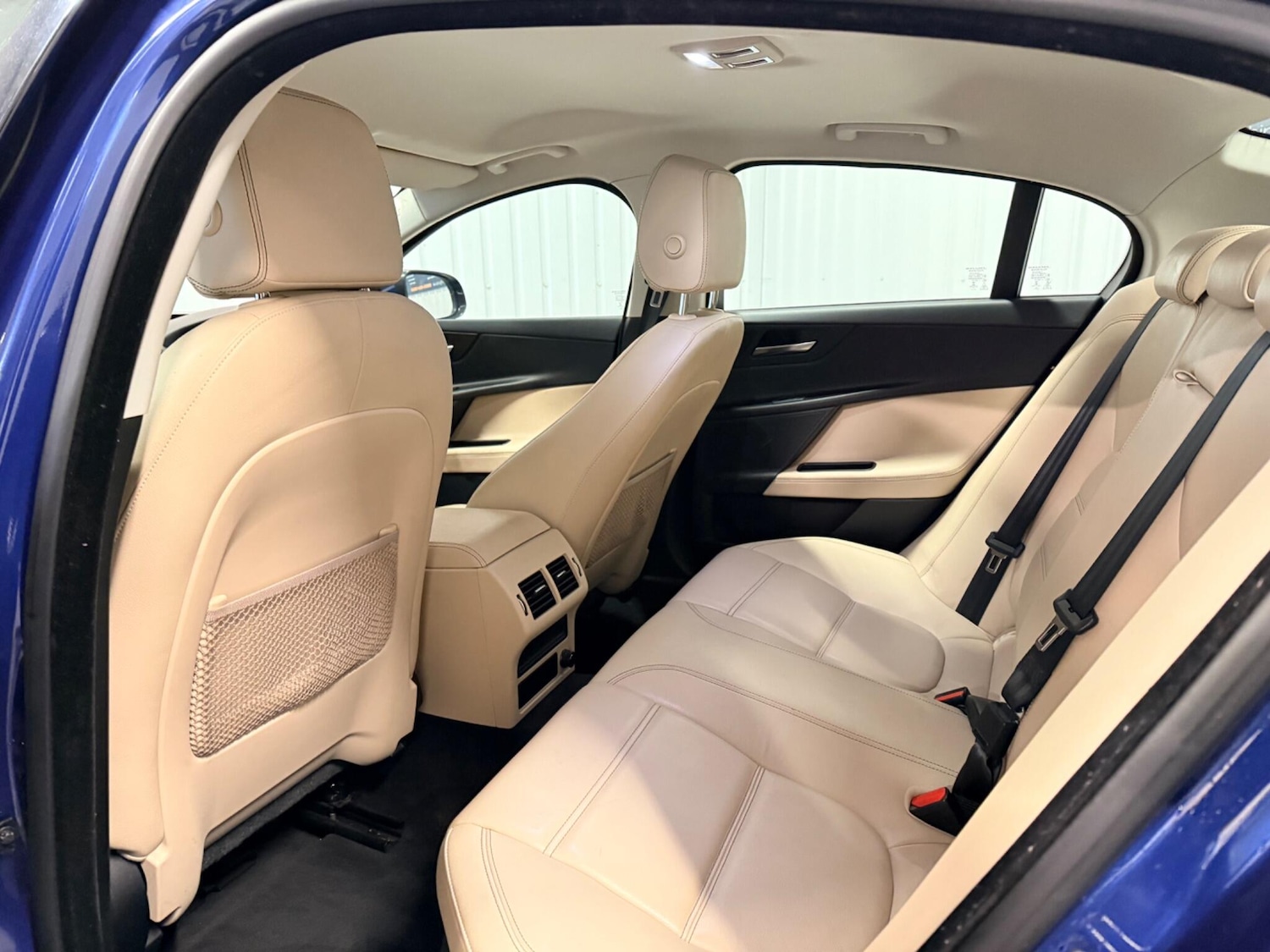 Used Jaguar XE 2016 for sale - 77439917: Photo 11