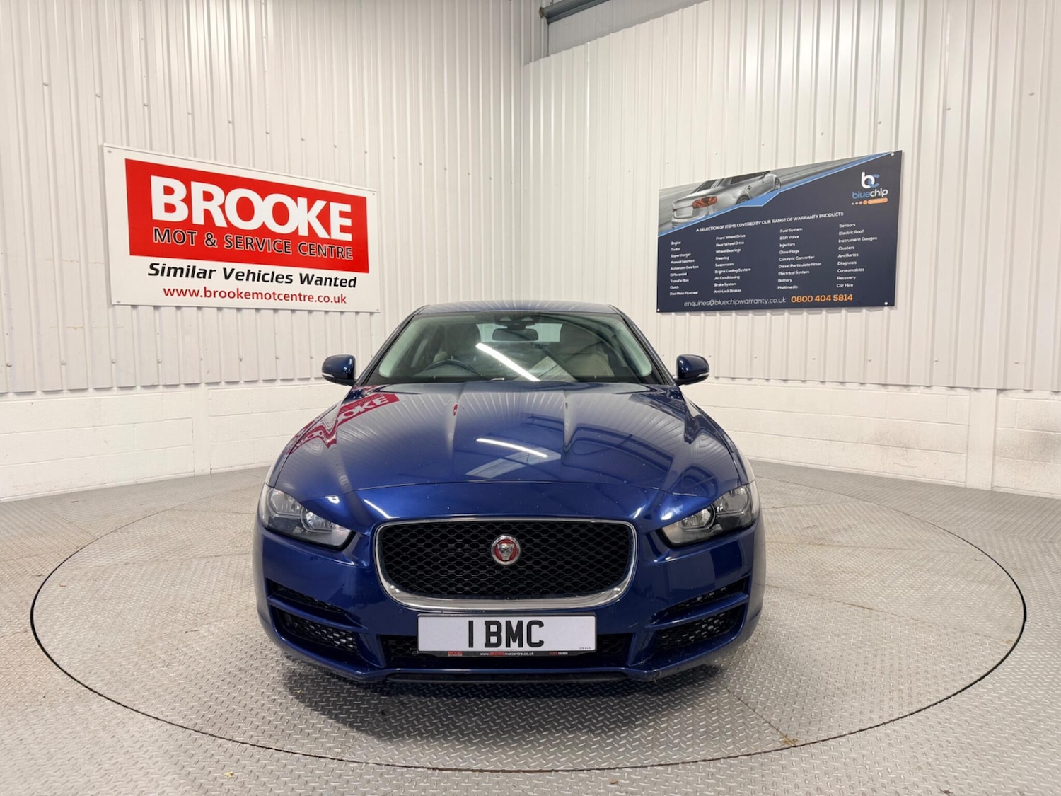 Used Jaguar XE 2016 for sale - 77439917: Photo 5