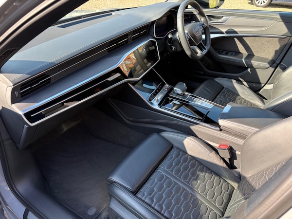 Used Audi RS6 Avant 2020 for sale - 76282670: Photo 11