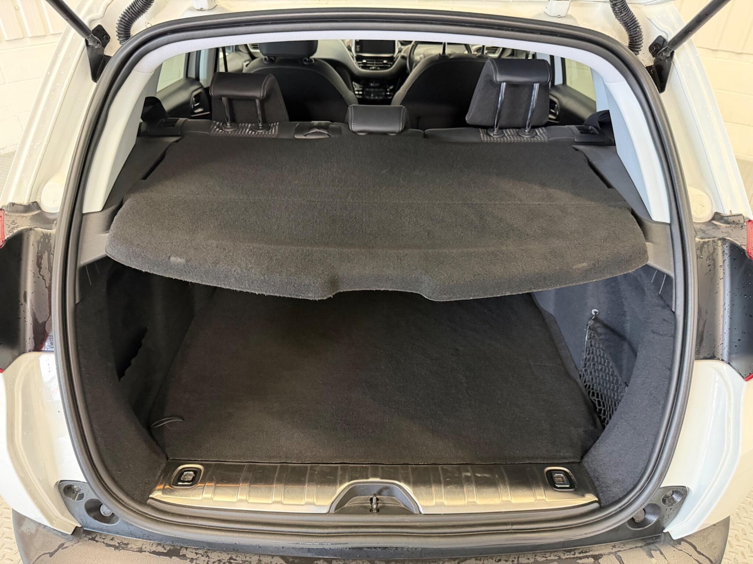 Used Peugeot 2008 2016 for sale - 78086172: Photo 10