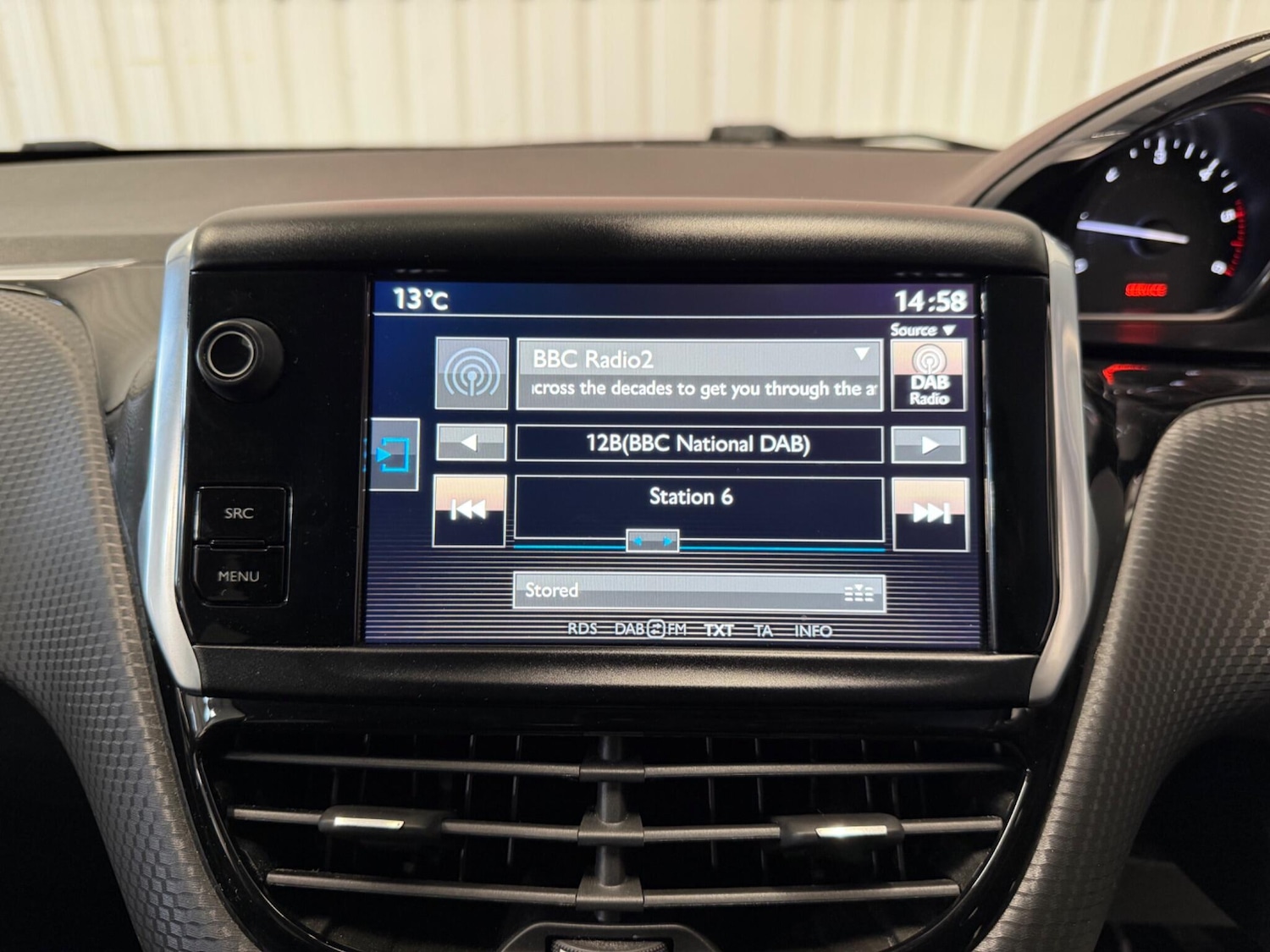 Used Peugeot 2008 2016 for sale - 78086172: Photo 23