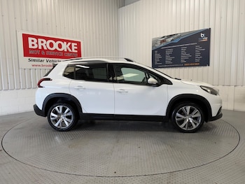 Used Peugeot 2008 2016 for sale - 78086172: Photo