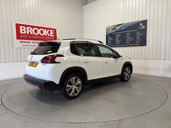 Used Peugeot 2008 2016 for sale - 78086172: Photo
