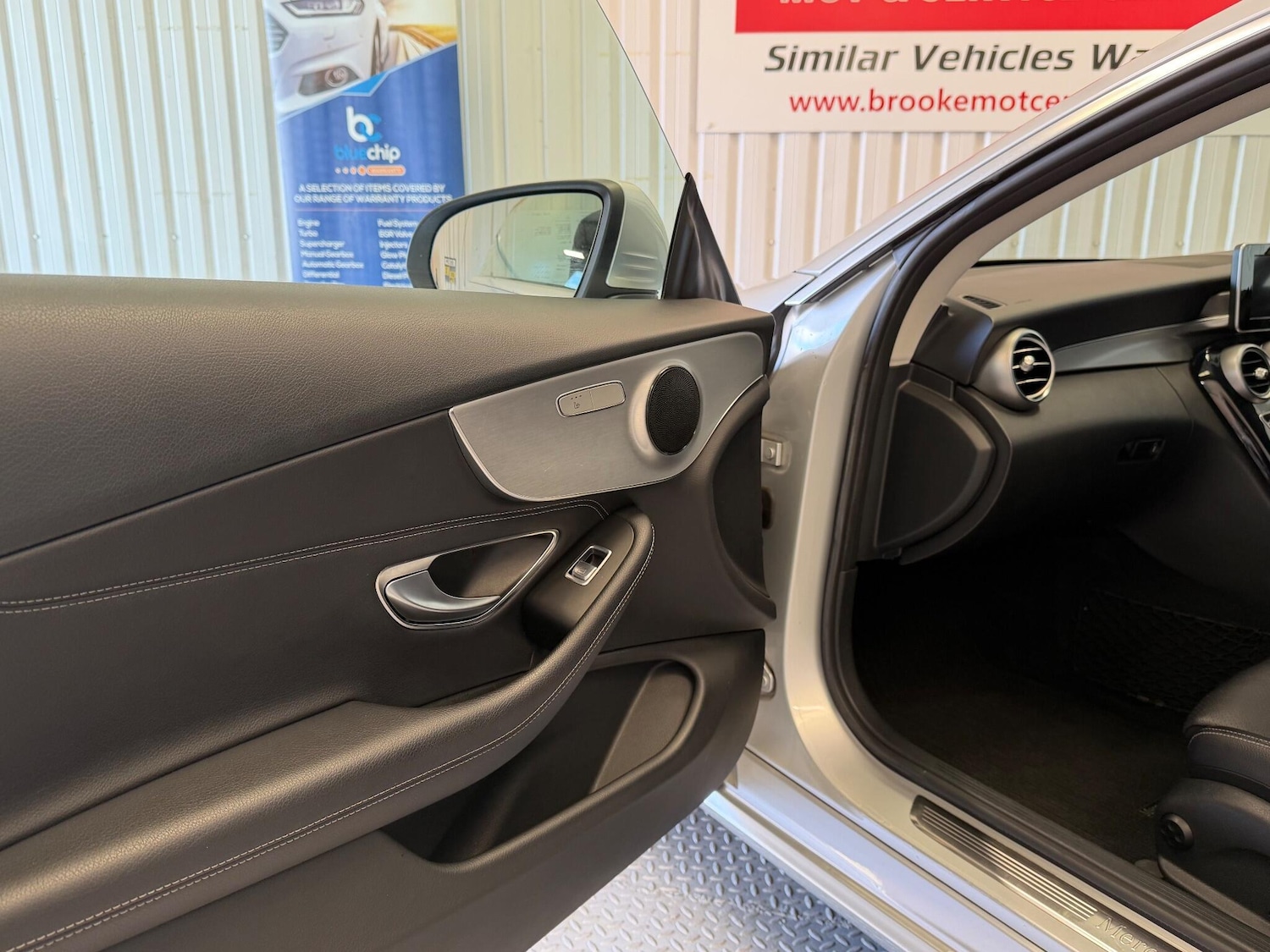 Used Mercedes-Benz C Class 2016 for sale - 76337533: Photo 12
