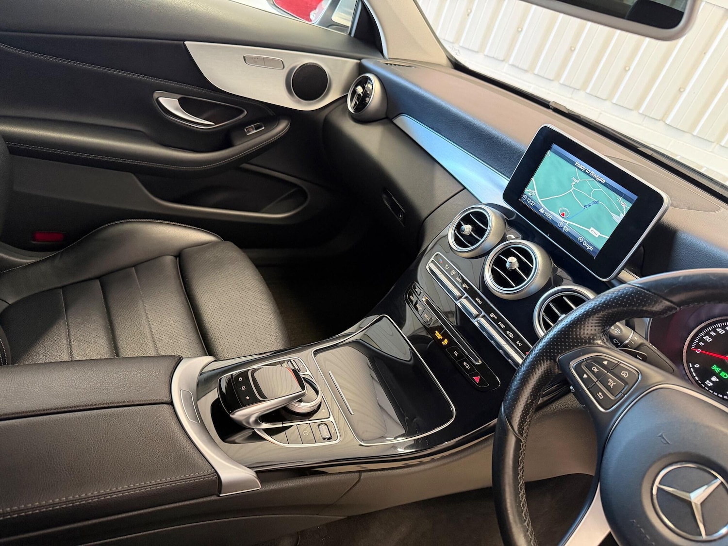 Used Mercedes-Benz C Class 2016 for sale - 76337533: Photo 26