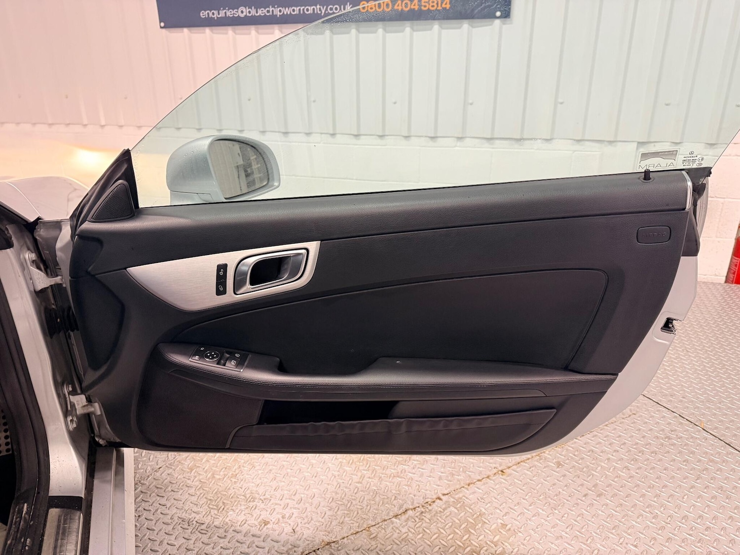 Used Mercedes-Benz SLK 2013 for sale - 76994656: Photo 13