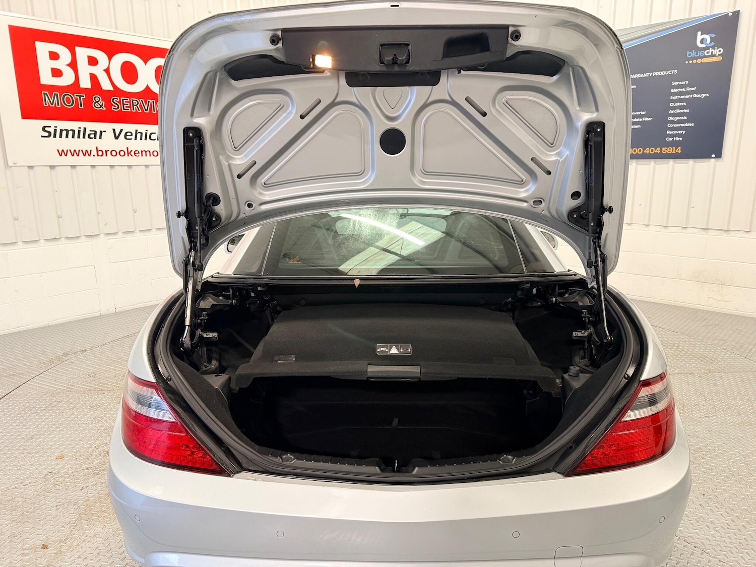 Used Mercedes-Benz SLK 2013 for sale - 76994656: Photo 15