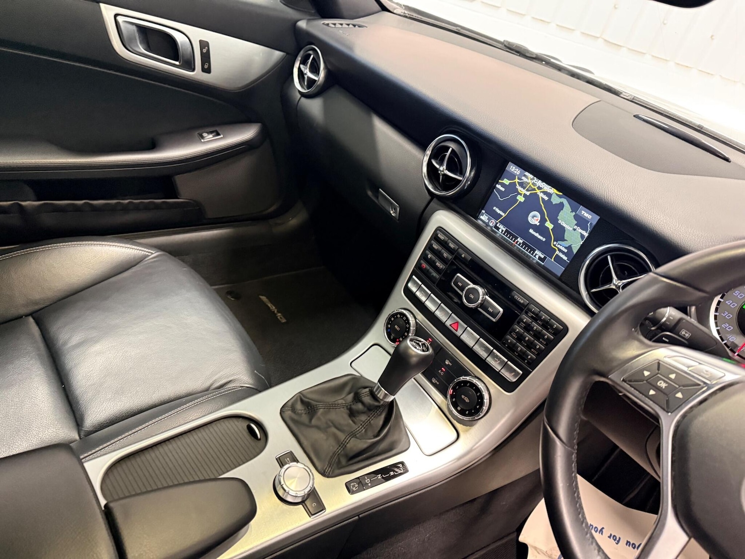 Used Mercedes-Benz SLK 2013 for sale - 76994656: Photo 23