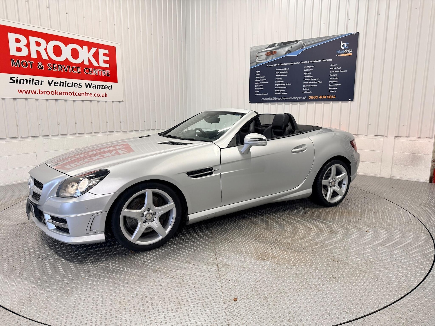 Used Mercedes-Benz SLK 2013 for sale - 76994656: Photo 32