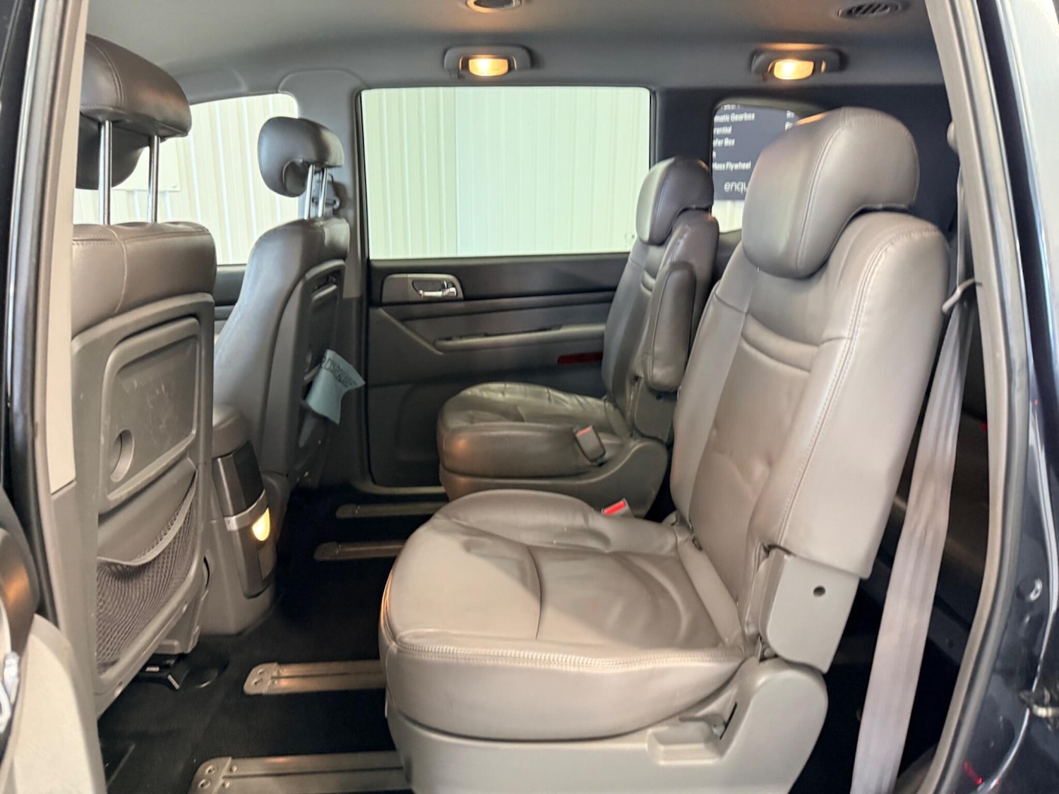 Used Ssangyong Turismo 2014 for sale - 78071918: Photo 12