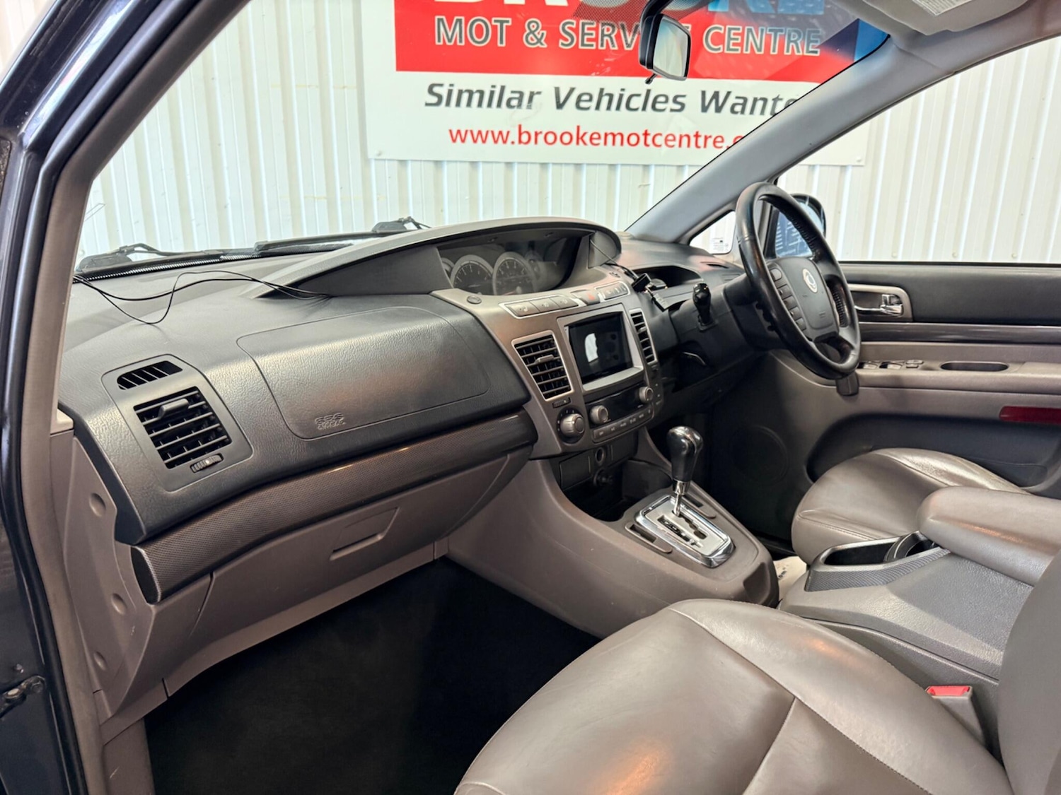 Used Ssangyong Turismo 2014 for sale - 78071918: Photo 9