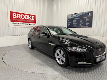2019 (19) - 2.0i Portfolio Sportbrake Auto Euro 6 (s/s) 5dr