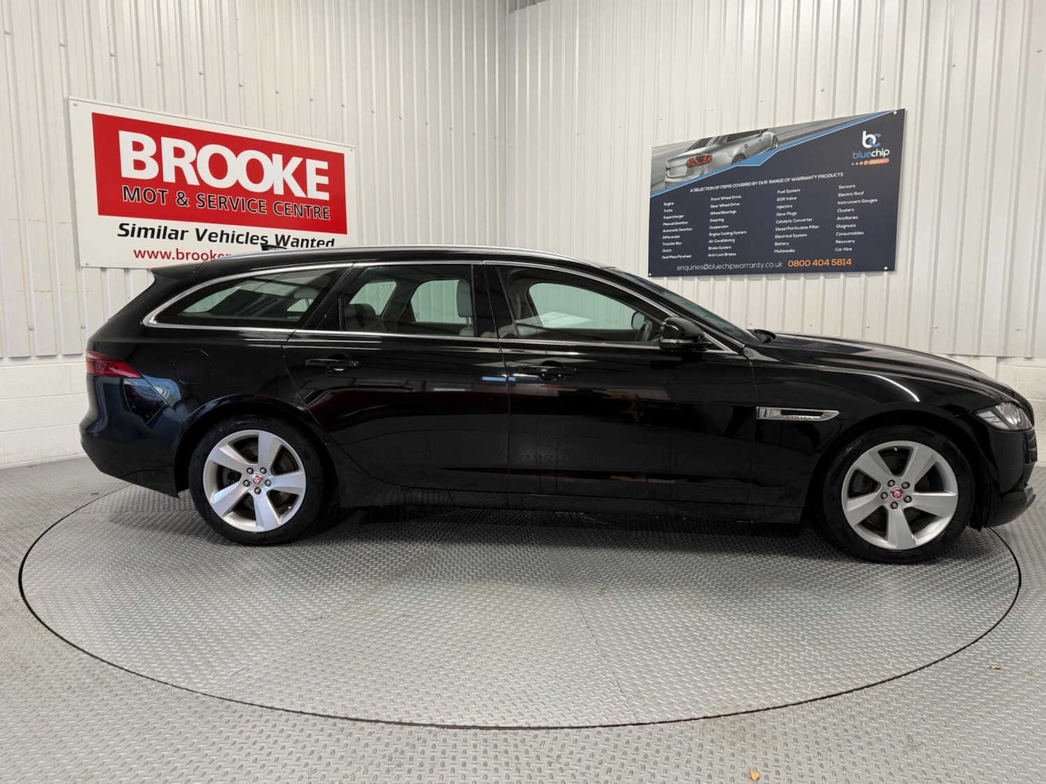 Used Jaguar XF 2019 for sale - 76359841: Photo 6